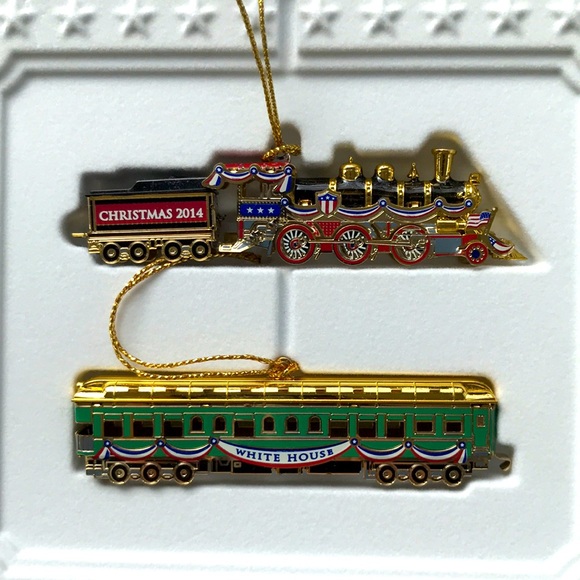 White House Historical Association Holiday Ornaments 2014 Edition - Picture 2 of 5